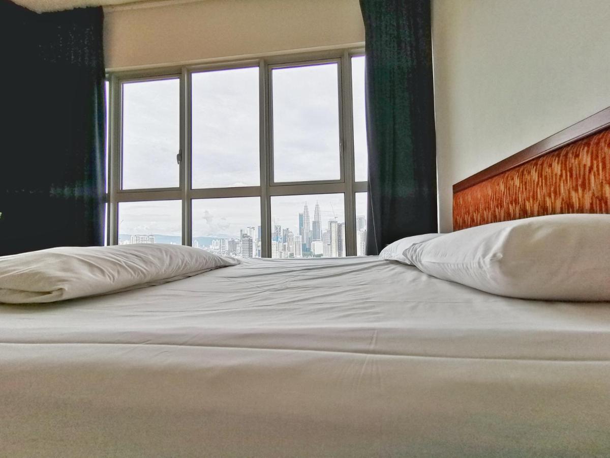Penthouse On 34 - The Highest Unit And Best Views In Regalia & Private Rooftop Terrace Kuala Lumpur Eksteriør bilde